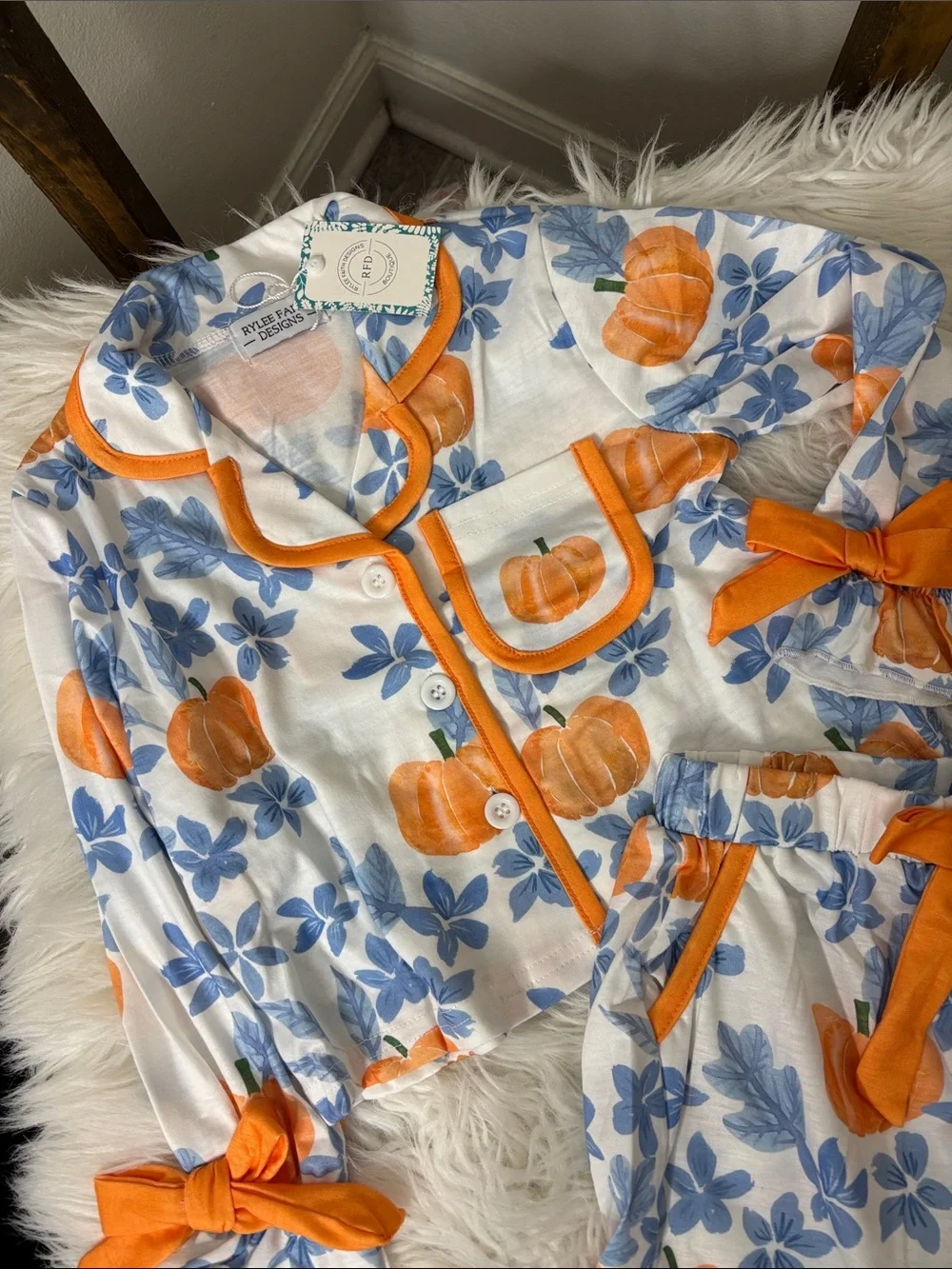 Girls Fall Pumpkin Floral Pajama Set with Orange Trim Size 4